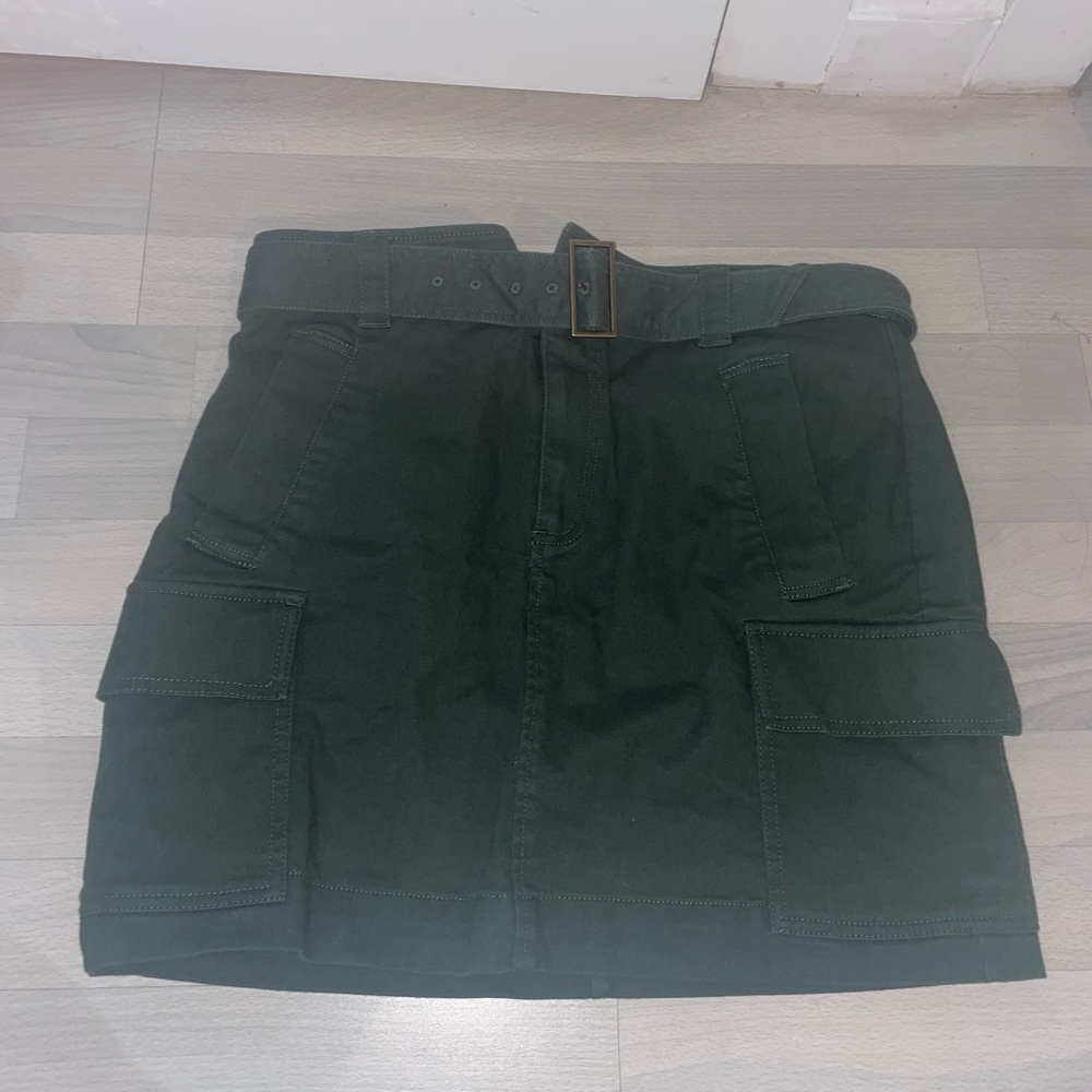 Loft green cargo skirt